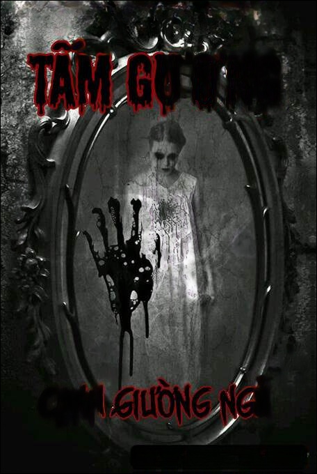 Tấm Gương Cạnh Giường Ngủ